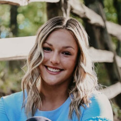 Ali Lynn Jacobs